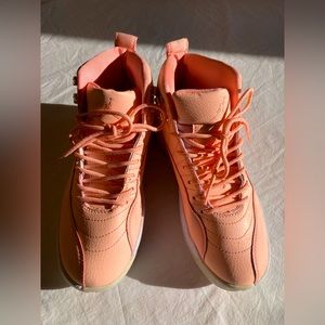 Air Jordans Pink Jumpman size 7